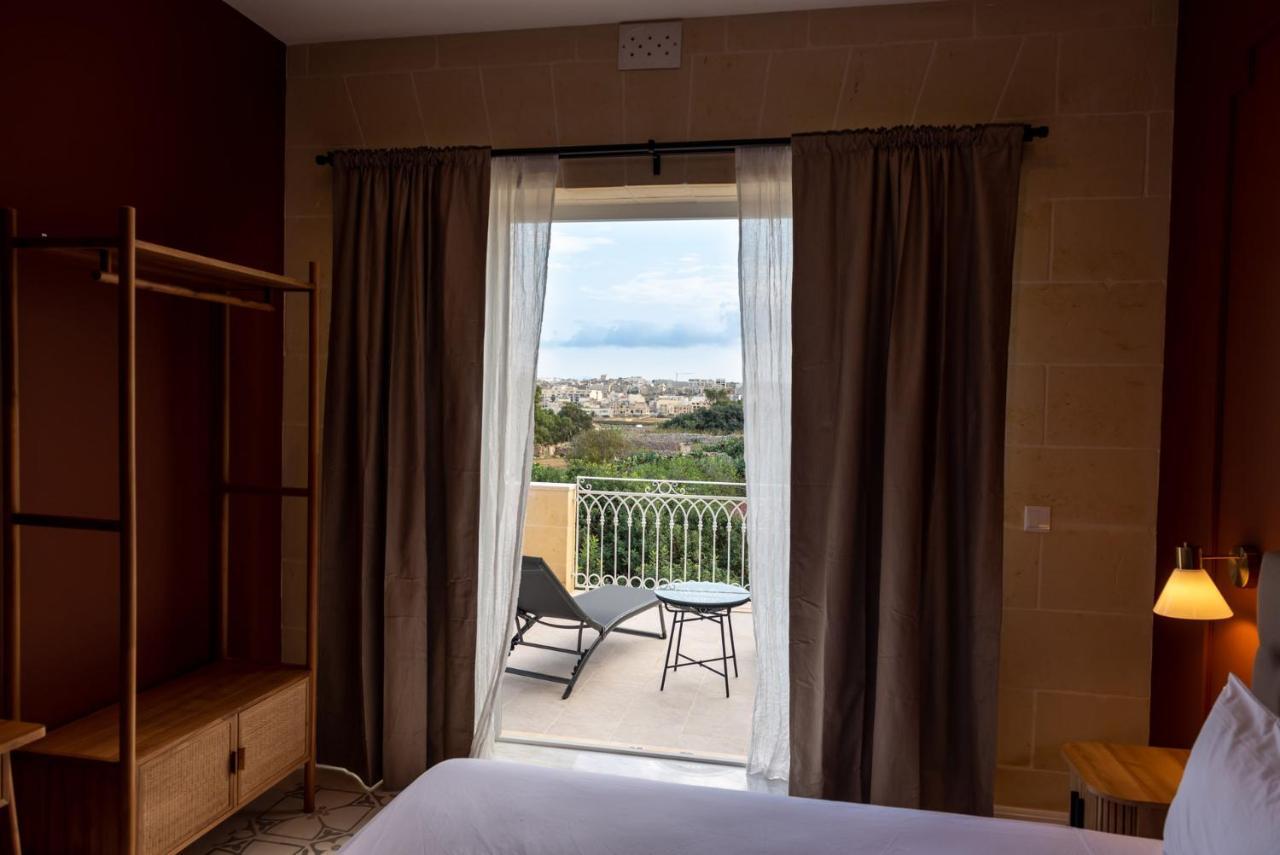 Bed and Breakfast The Carob Tree Victoria Exteriér fotografie