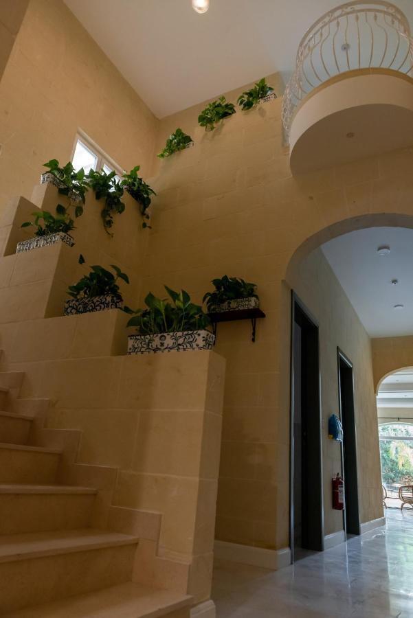 Bed and Breakfast The Carob Tree Victoria Exteriér fotografie
